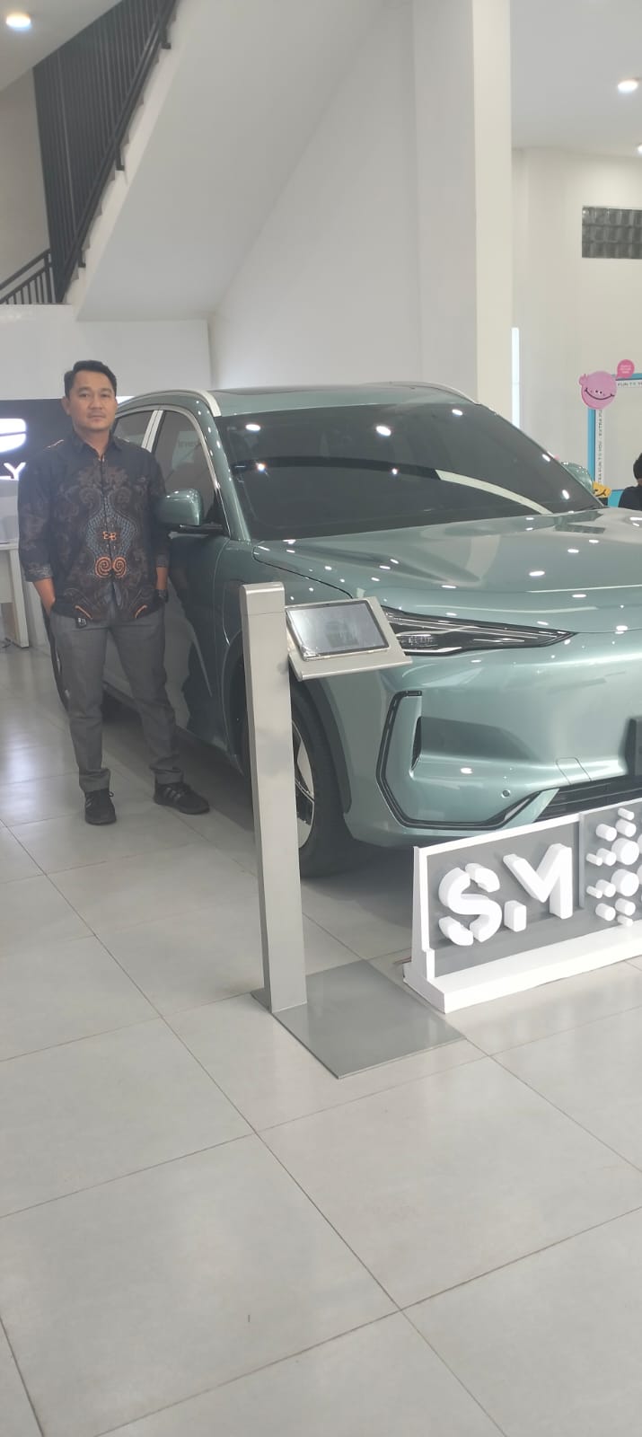 Rasyah Geely Profile 4